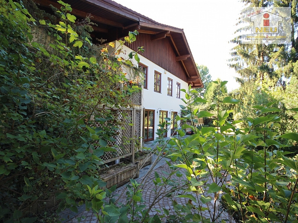 Klagenfurt Moosburg Bäder - Neuwertige Villa in Moosburg