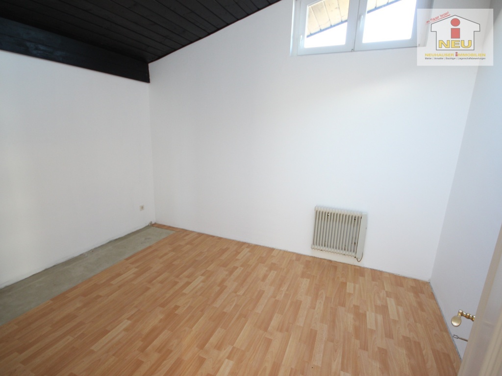 Dachgeschoss Kellerabteil aufgeteilte - Schöne 3 Zi Wohnung 100m² in Maria Saal-Ratzendorf