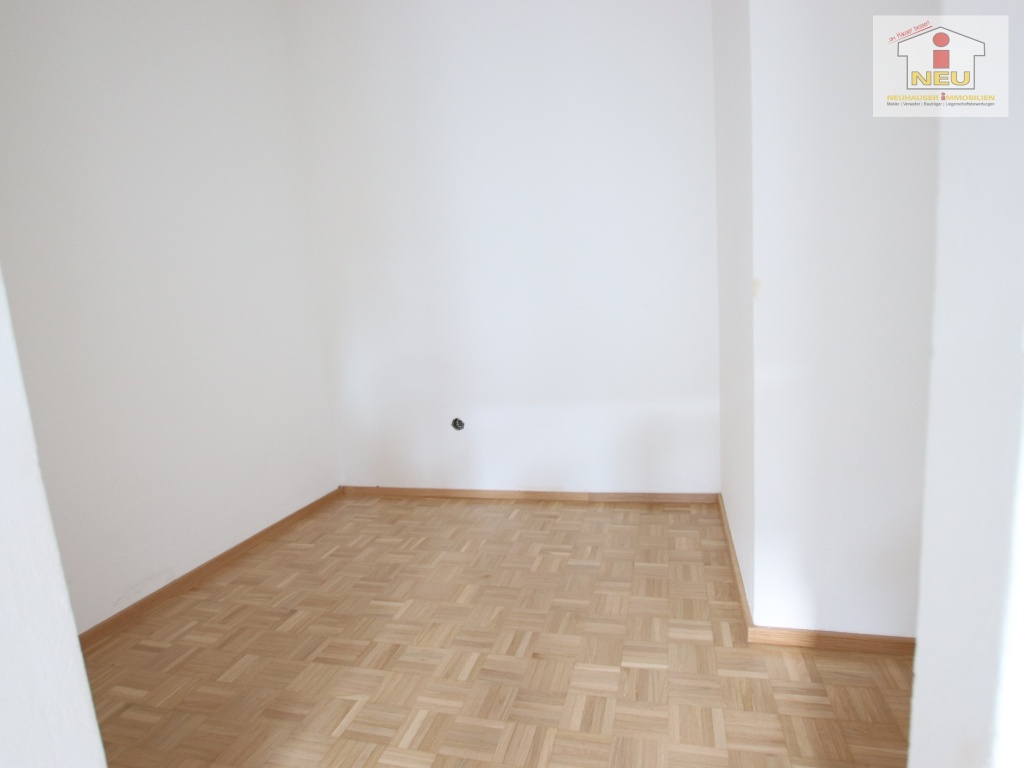 Wohnküche Stellplatz versiegelt - Schöne sanierte 40,00m² 1,5 Zimmer Wohnung in Eberstein
