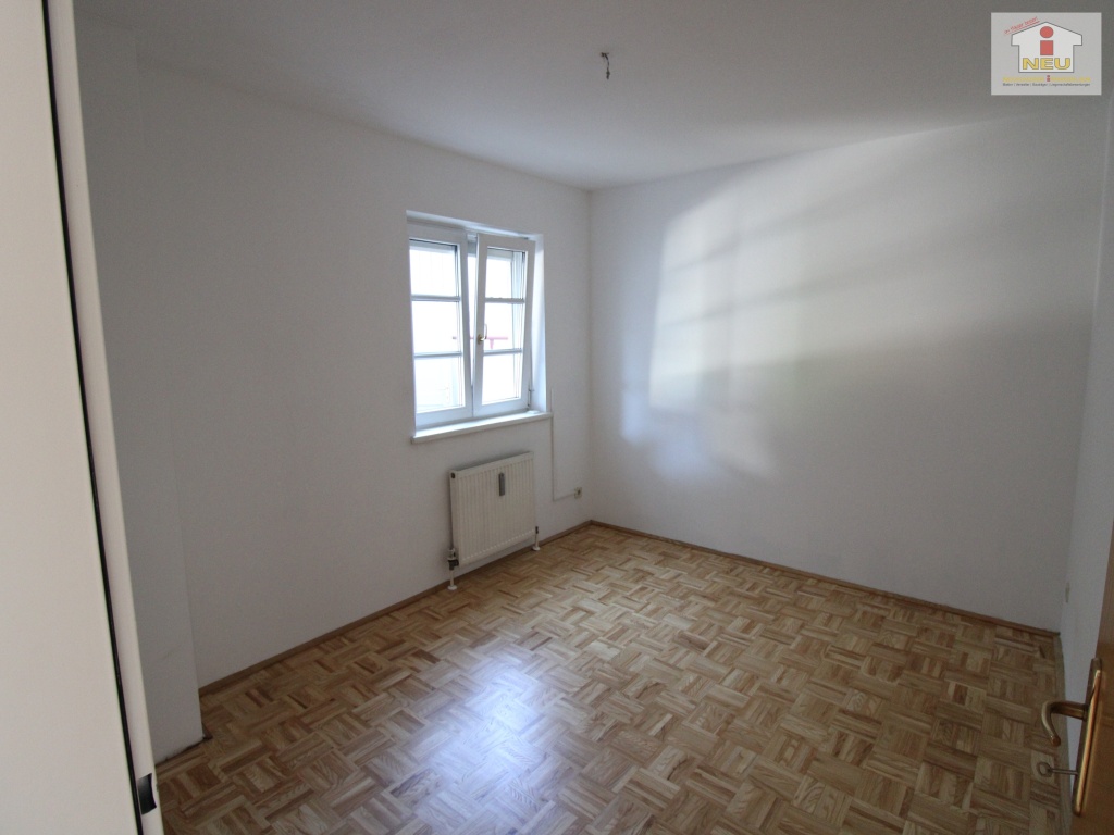 eigenen Wohnung Schöne - 2 Zimmer Gartenwohnung in Waidmannsdorf mit Tiefgarage