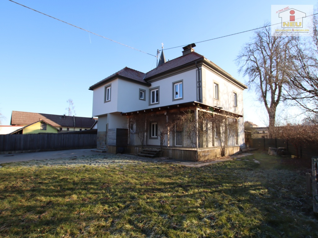 Badewanne vielen Dusche - Stilvolle Villa mit 200m² Nfl. plus XXL-Terrassen am Stadtrand Völkermarkt in Superlage