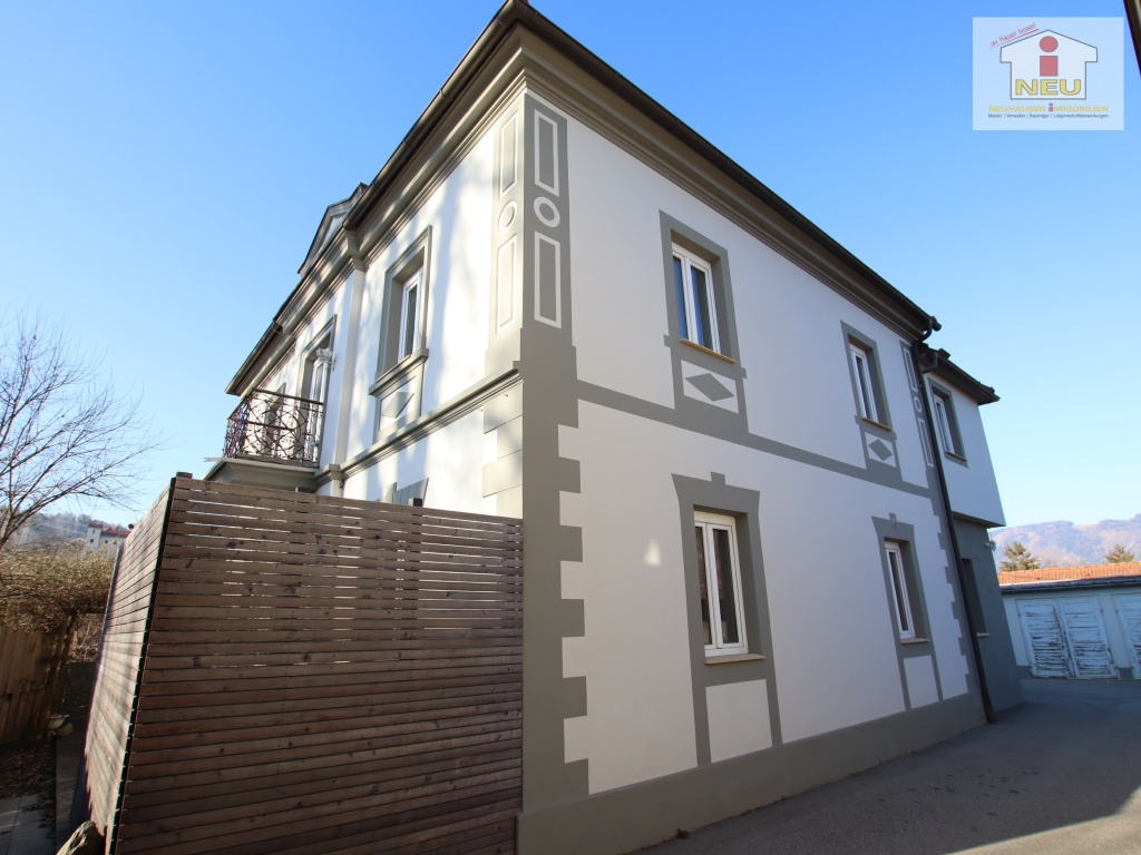 Schiffbrettböden Kunststofffenster herrschaftliches - Stilvolle Villa mit 200m² Nfl. plus XXL-Terrassen am Stadtrand Völkermarkt in Superlage