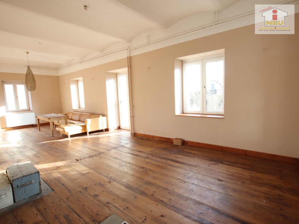 besondere liebevoll Garderobe - Stilvolle Villa mit 200m² Nfl. plus XXL-Terrassen am Stadtrand Völkermarkt in Superlage