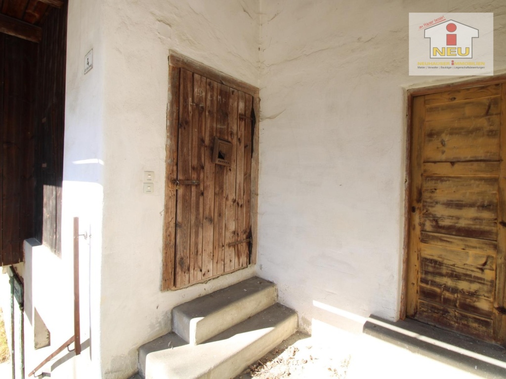 verwendet Holzboden seperaten - Viktring, altes Bauernhaus in bester zentraler Lage