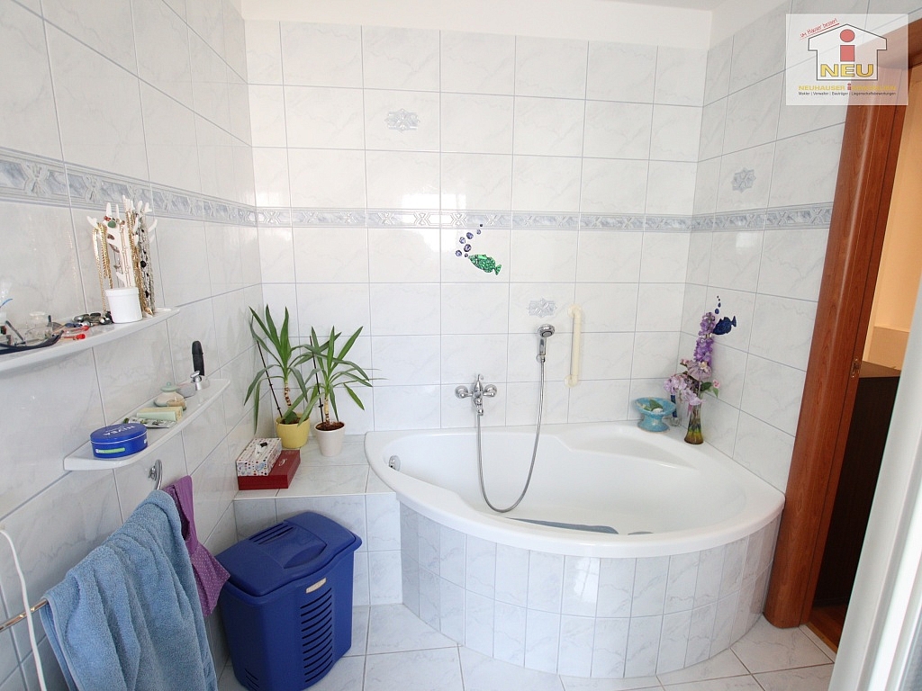 offener Galerie großer - Schönes und junges 130m² Eckreihenhaus in Annabichl mit Tiefgarage