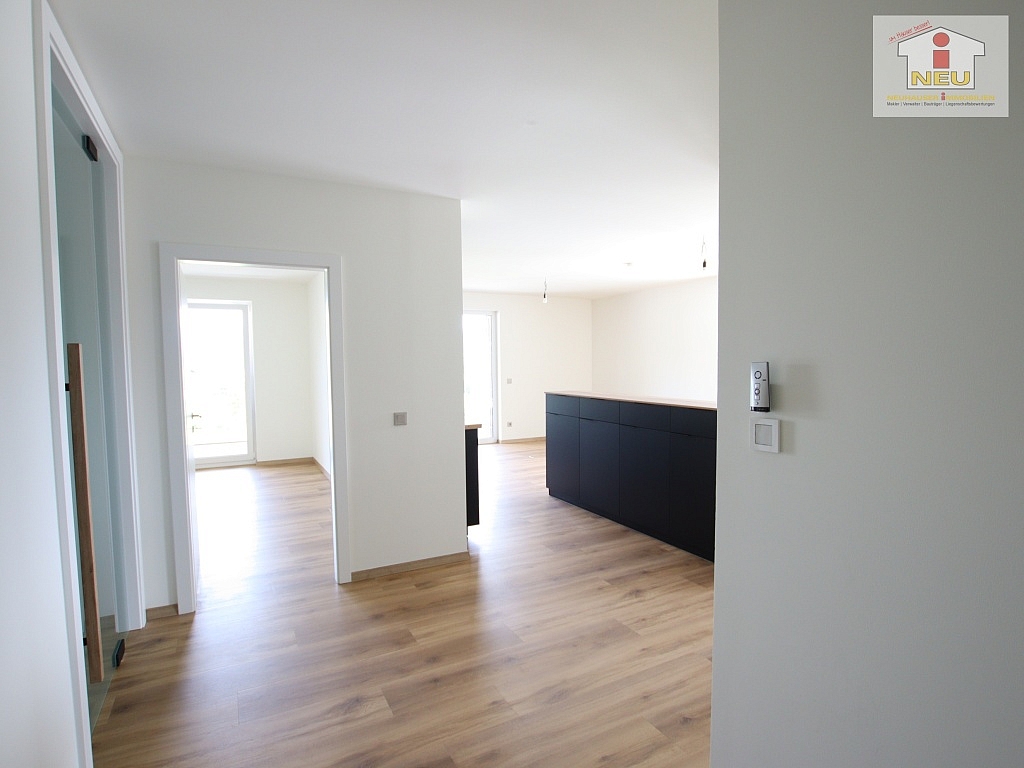 Bestehend Mietpreis enthalten - Traumhafte, exclusive 3 - Zi Penthousewohnung
mit Seeblick - Erstbezug  
 