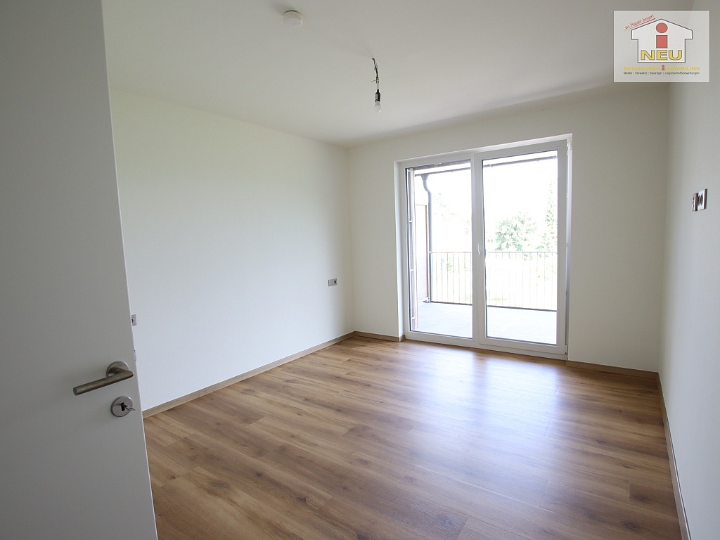 Spiegel Fenster erlaubt - Traumhafte, exclusive 3 - Zi Penthousewohnung
mit Seeblick - Erstbezug  
 